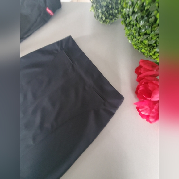 SAN FRANCISCO Impeccable ensemble de 2 morceaux coordonnés incluant blazer+ jupe - Picture 8 of 12